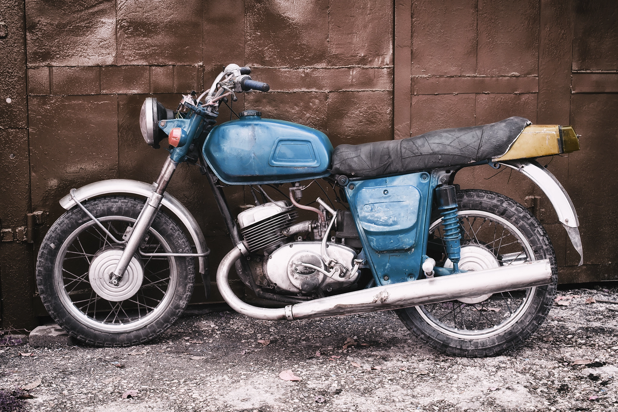 How to Get a Salvage Title for a Motorcycle